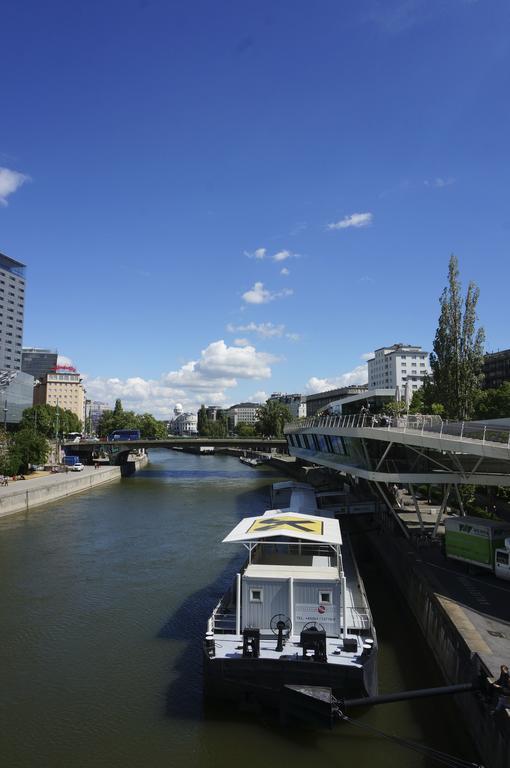 Wohnen Im Herzen Von Wien At The Waterfront Luaran gambar